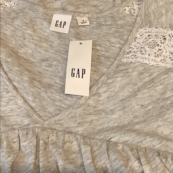 NWT Gap Ladies Gray Tank with Lace Trim Size Small - Picture 3 of 4